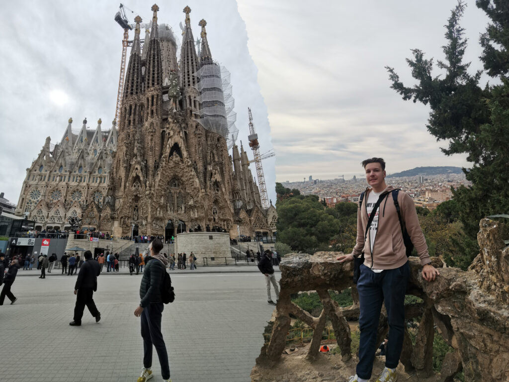 Barcelona – Day 2: Gaudí, the Sagrada Família, the Beach & the Sand Dragon